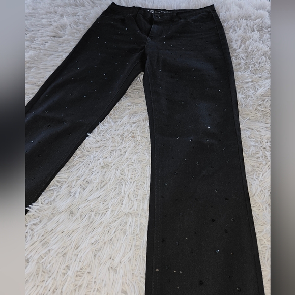DG2 by Diane Gilman Black Skinny Jeans with Black Rhinestone Accents Womens 4 - Picture 3 of 9